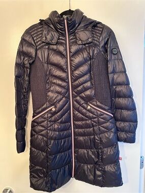 Bernardo Black Long Quilted Puffer Coat with Pink-Trim Zipper